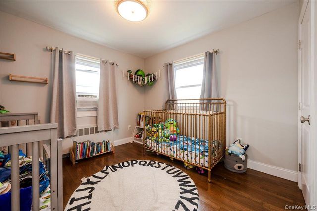 18 Cambridge Drive, Babylon, NY 11702