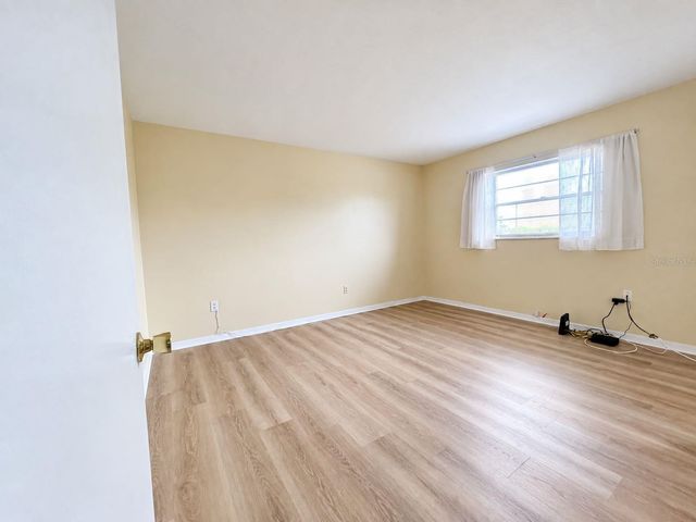 1130 RUE DES CHATEAUX 2A, South Pasadena, FL 33707