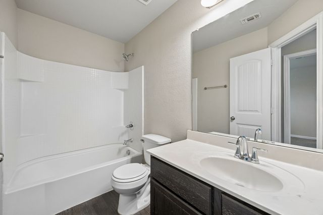 1549 Sierra Estate Trail, Fort Worth, TX 76119