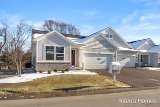 251 Hickory Valley Drive, Kalamazoo, MI 49009