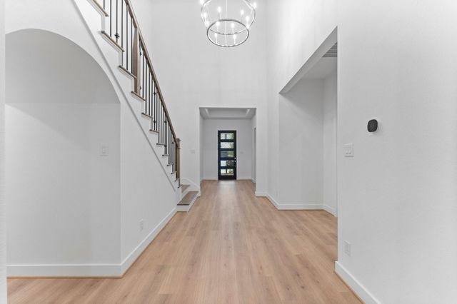 26915 Longwood Ledge Drive, Spring, TX 77389