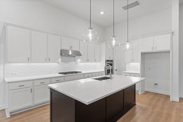 26915 Longwood Ledge Drive, Spring, TX 77389