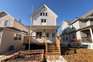 353 S 5th Avenue S, Kankakee, IL 60901