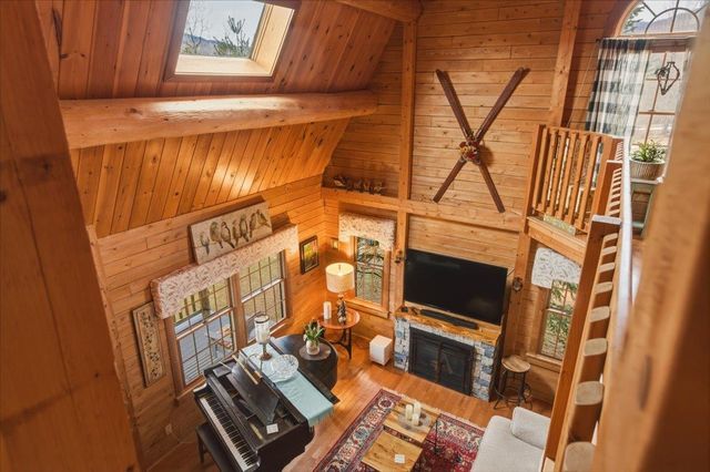 88 Cummings Drive, Huntington, VT 05462