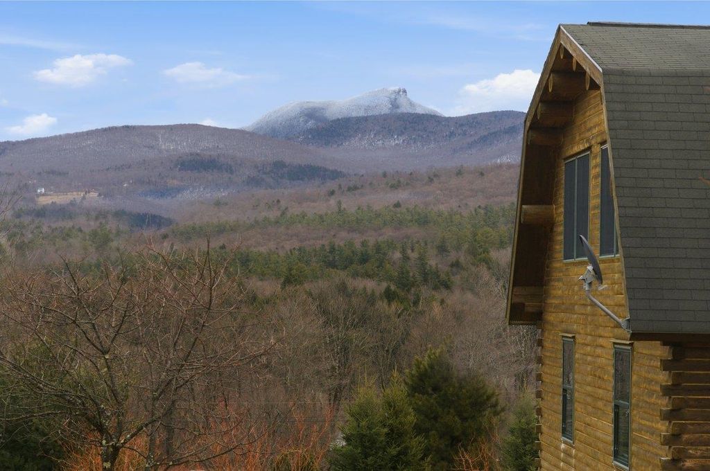 88 Cummings Drive, Huntington, VT 05462