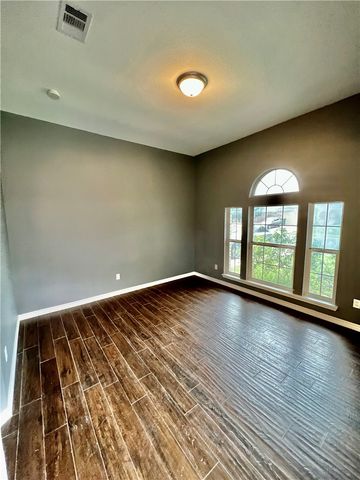 2417 Windblown Dr, Corpus Christi, TX 78414