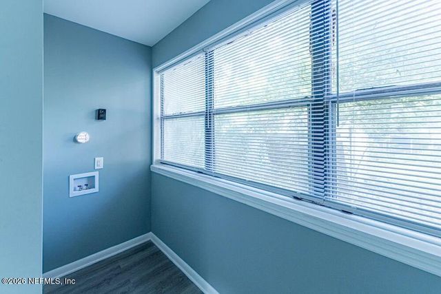 1008 WESTBROOK Circle W, Jacksonville, FL 32209
