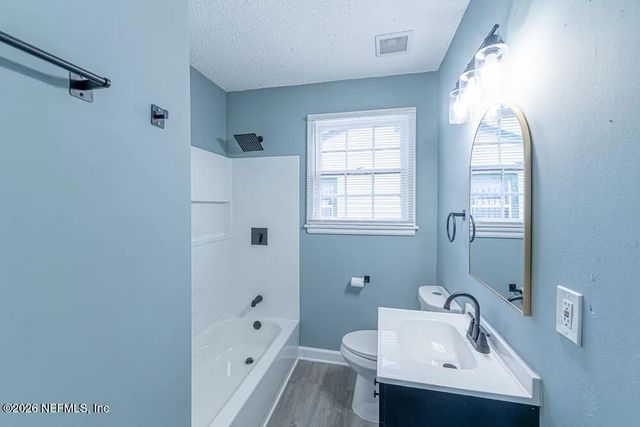 1008 WESTBROOK Circle W, Jacksonville, FL 32209