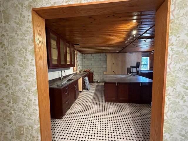 9602 N TAYLOR ROAD, Seffner, FL 33584