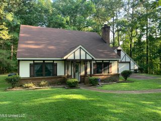 217 Briarhill Cove, Florence, MS 39073