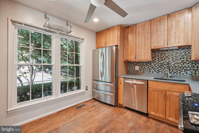 7801 BYRDS NEST PASS, Annandale, VA 22003