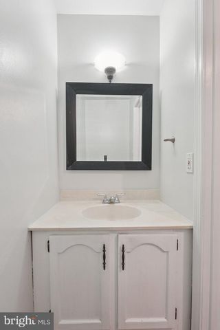 7801 BYRDS NEST PASS, Annandale, VA 22003