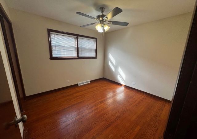 725 BRUMMEL Street 2, Evanston, IL 60202