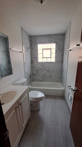 725 BRUMMEL Street 2, Evanston, IL 60202