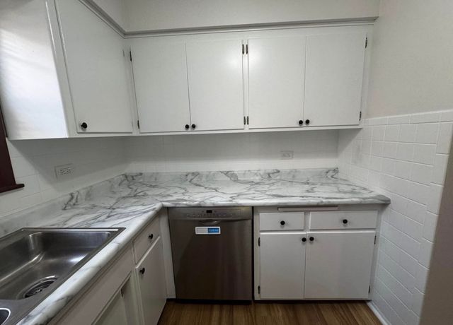 725 BRUMMEL Street 2, Evanston, IL 60202