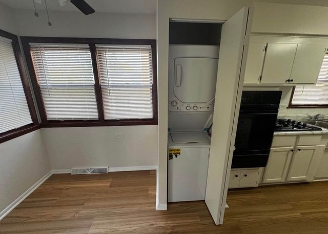 725 BRUMMEL Street 2, Evanston, IL 60202