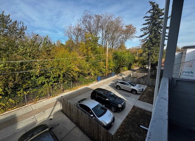 725 BRUMMEL Street 2, Evanston, IL 60202