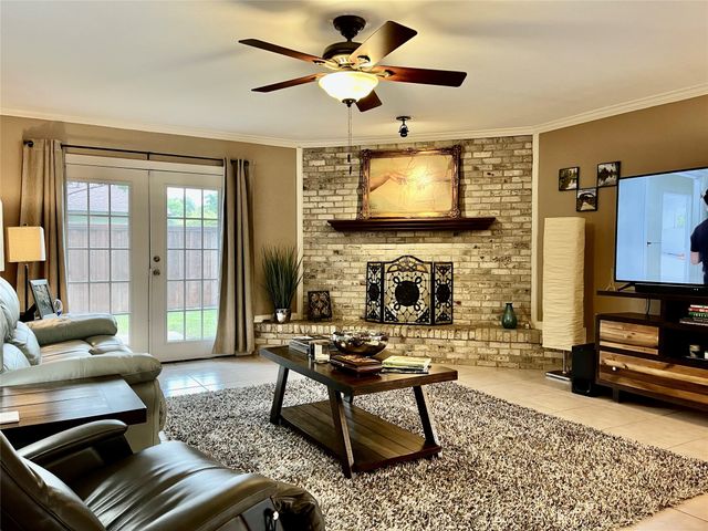 15542 Earlport Circle, Dallas, TX 75248