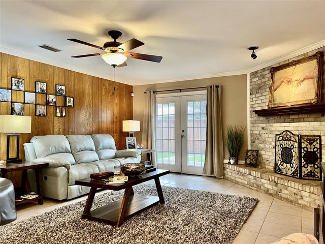 15542 Earlport Circle, Dallas, TX 75248