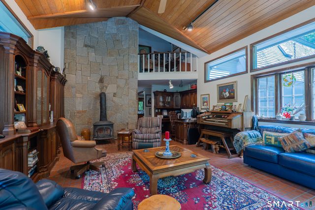 82 Taunton Hill Road, Newtown, CT 06470