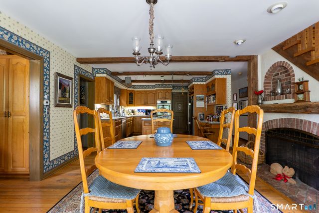 82 Taunton Hill Road, Newtown, CT 06470