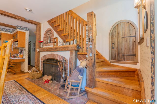 82 Taunton Hill Road, Newtown, CT 06470