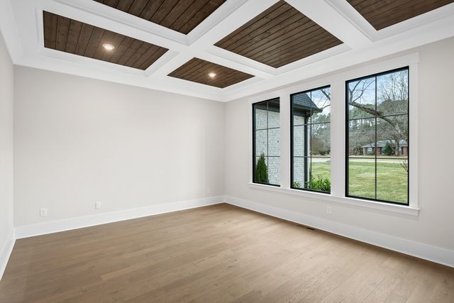 1310 Lipscomb Dr, Brentwood, TN 37027