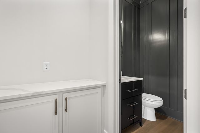 1310 Lipscomb Dr, Brentwood, TN 37027