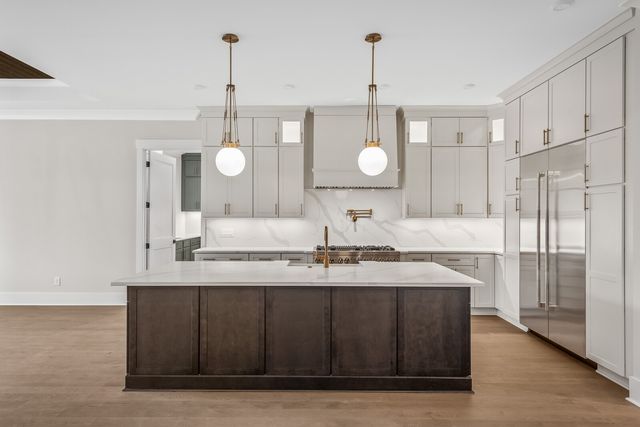 1310 Lipscomb Dr, Brentwood, TN 37027