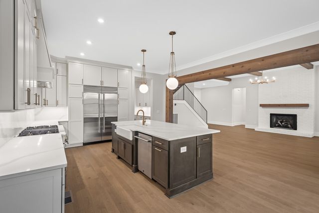 1310 Lipscomb Dr, Brentwood, TN 37027