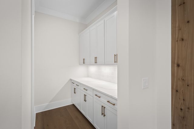 1310 Lipscomb Dr, Brentwood, TN 37027