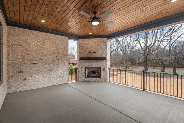 1310 Lipscomb Dr, Brentwood, TN 37027