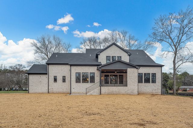 1310 Lipscomb Dr, Brentwood, TN 37027