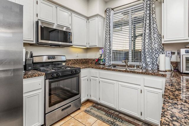 25167 Windy Cove Street 1, Murrieta, CA 92562