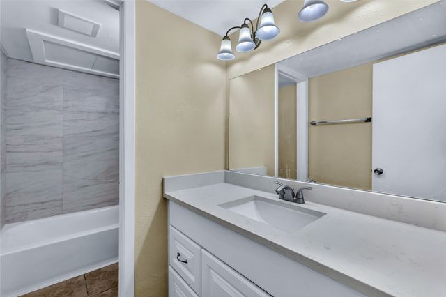 26 Oakbrook Drive, Lewisville, TX 75057