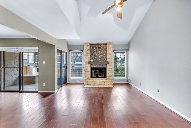 26 Oakbrook Drive, Lewisville, TX 75057