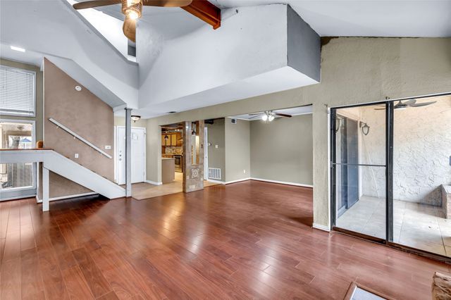 26 Oakbrook Drive, Lewisville, TX 75057