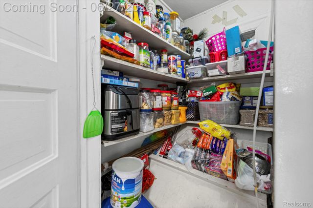 3899 Trowbridge Street, Hamtramck, MI 48212