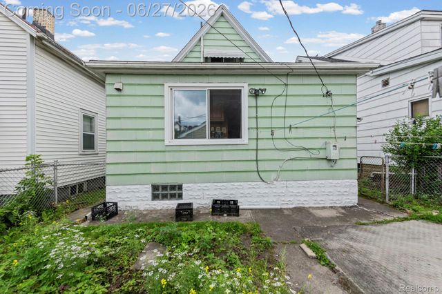 3899 Trowbridge Street, Hamtramck, MI 48212
