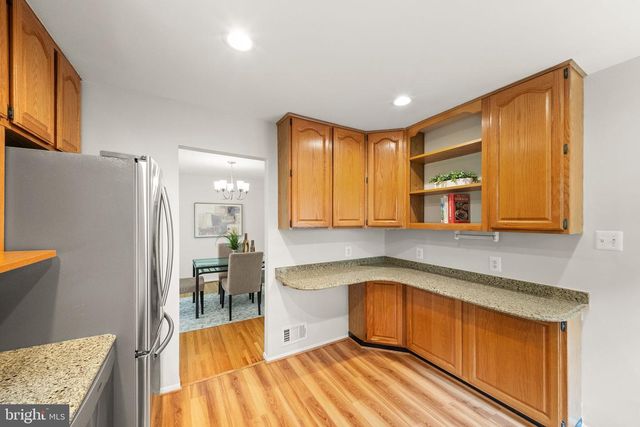 4426 ROCKCREST DR, Fairfax, VA 22032