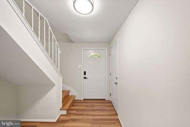 4426 ROCKCREST DR, Fairfax, VA 22032
