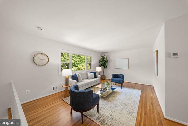 4426 ROCKCREST DR, Fairfax, VA 22032