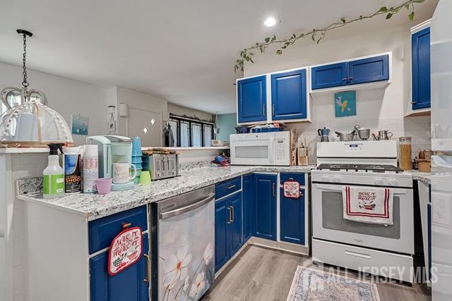 86 James Street, South River, NJ 08882