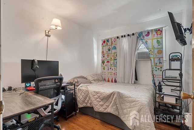 86 James Street, South River, NJ 08882