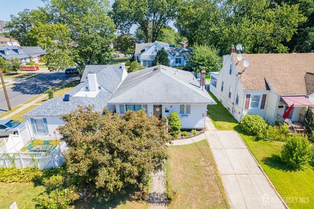 86 James Street, South River, NJ 08882