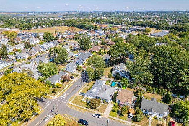 86 James Street, South River, NJ 08882