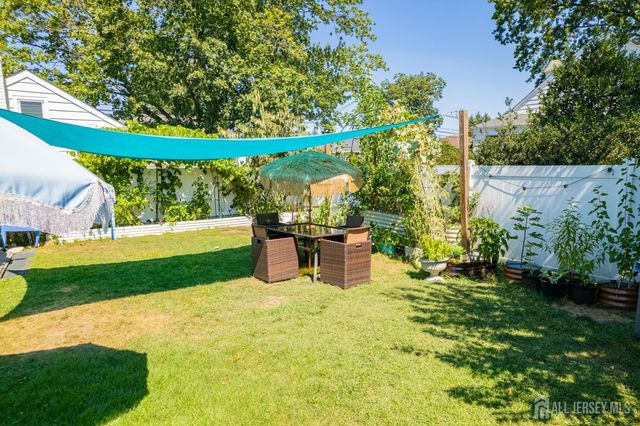 86 James Street, South River, NJ 08882