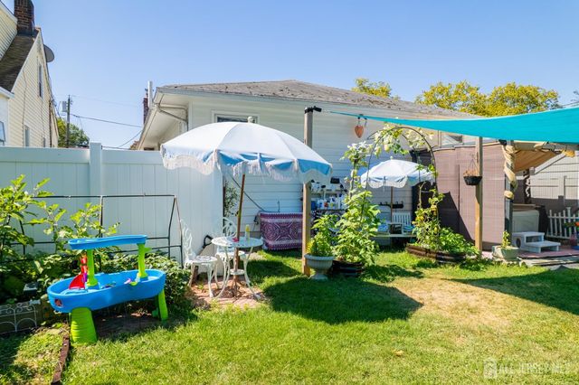 86 James Street, South River, NJ 08882