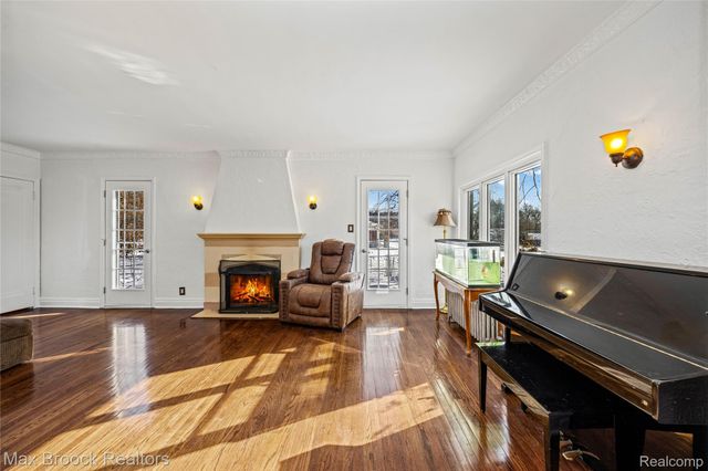 75 Hillsdale Road, Bloomfield Hills, MI 48302