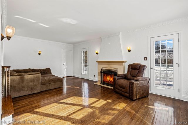 75 Hillsdale Road, Bloomfield Hills, MI 48302